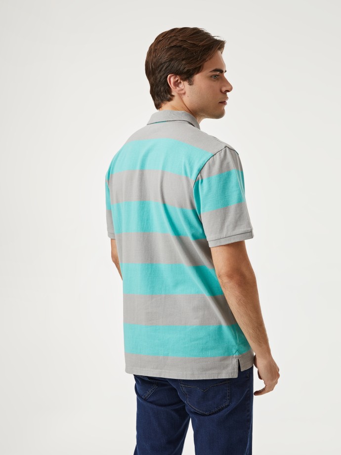 Polo com Riscas Largas