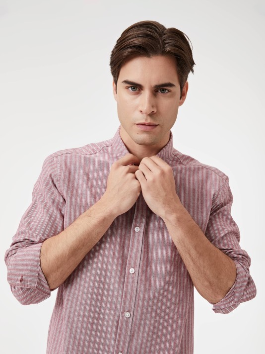 Camisa com riscas regular fit Camisa com riscas regular fit