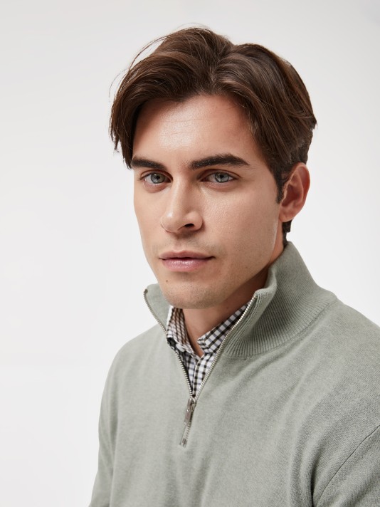 Camisola com fecho Camisola com fecho