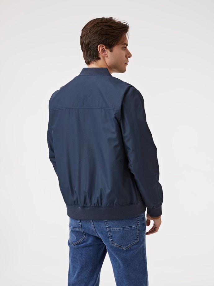 Bluso bomber