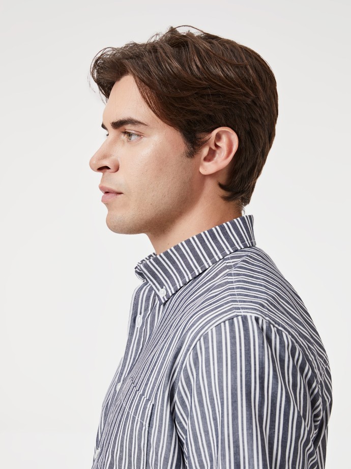 Camisa com riscas