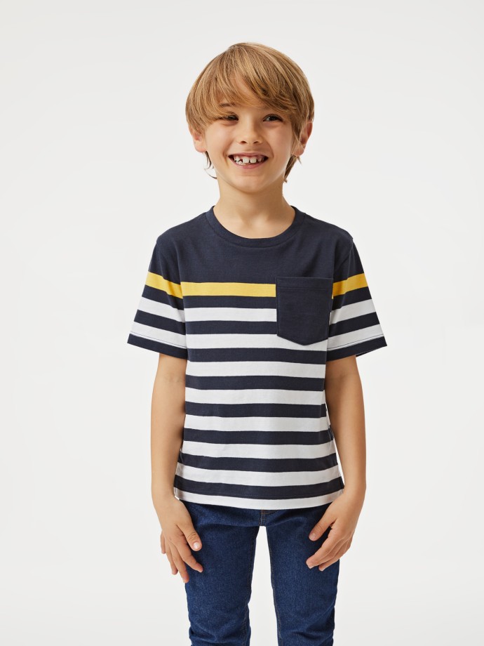 T-Shirt com bolso