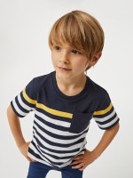 T-Shirt com bolso