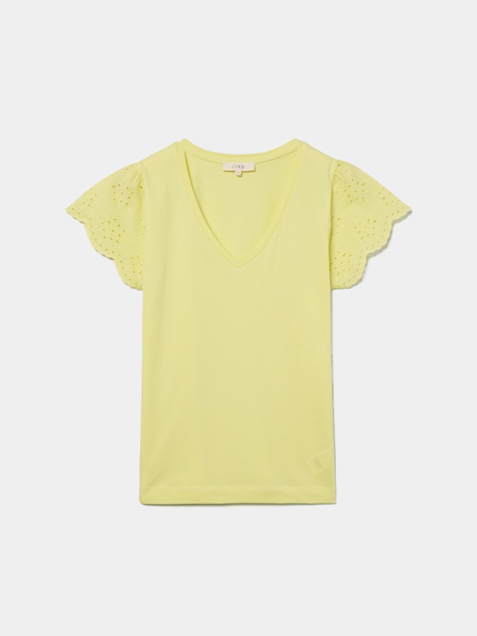 T-Shirt com bordado ingls
