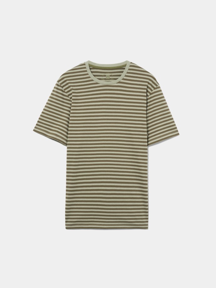 T-shirt com Padro