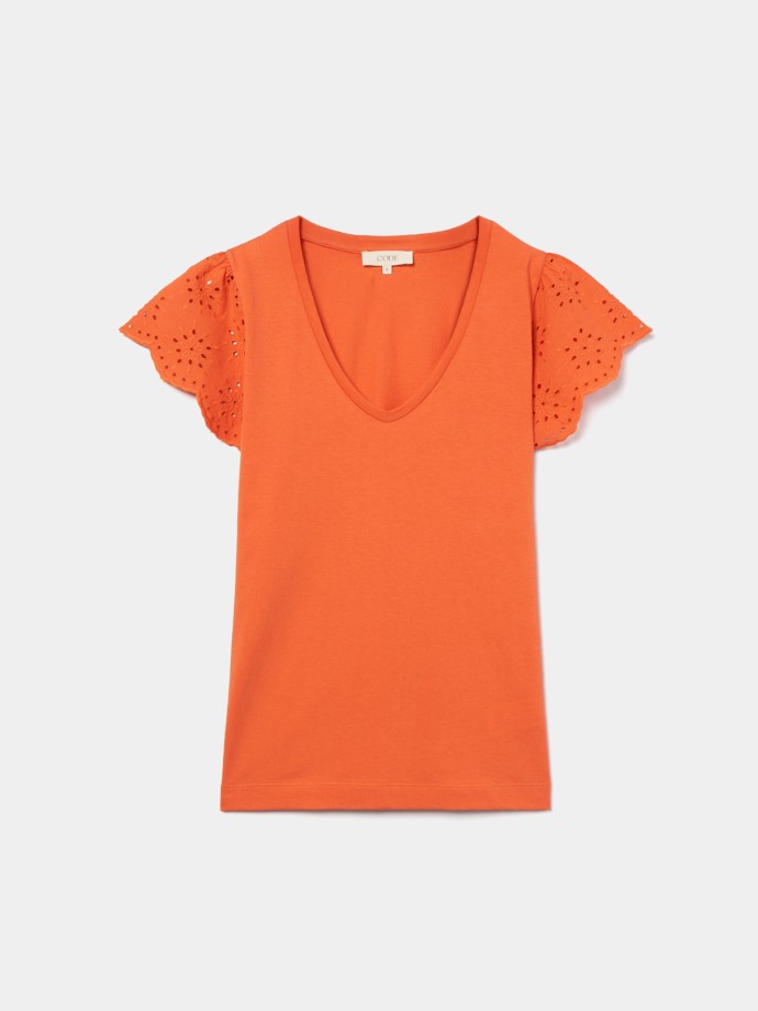 T-Shirt com bordado ingls