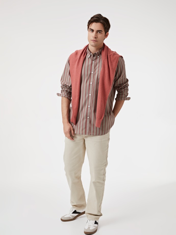 Camisa com riscas
