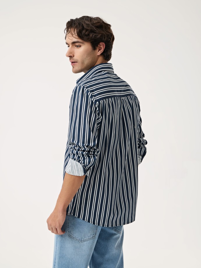 Camisa com Riscas 