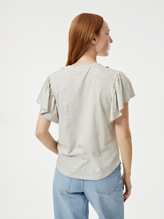 T-shirt com flores