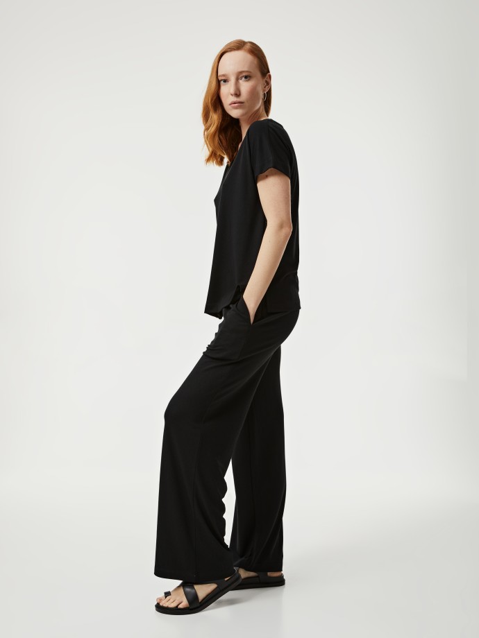 T-Shirt decote em V