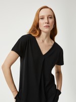 T-Shirt decote em V