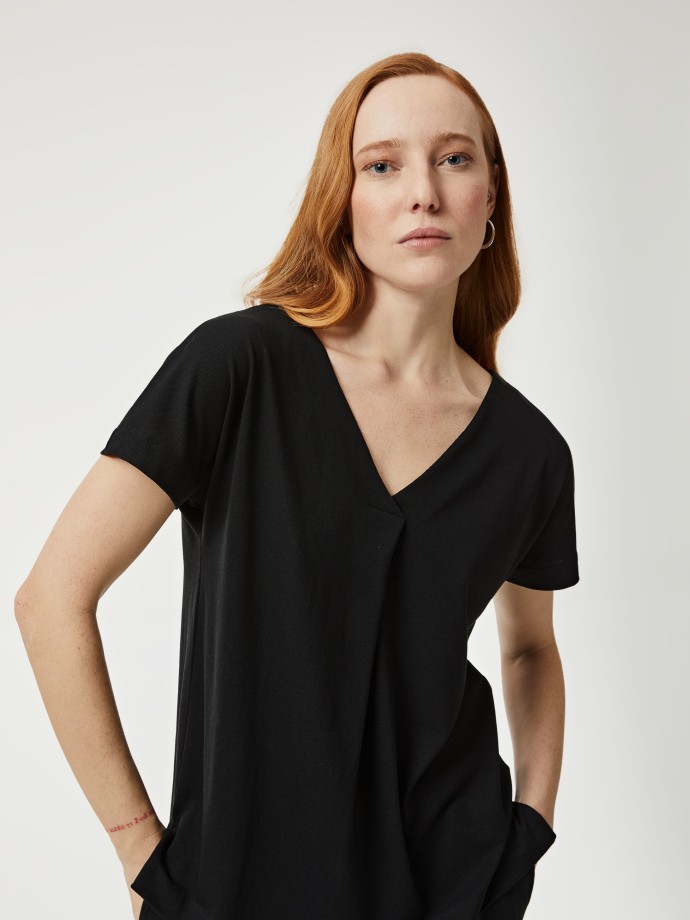 T-Shirt decote em V