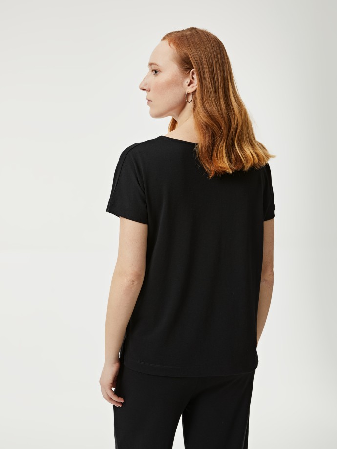T-Shirt decote em V