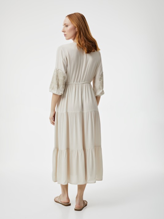 Vestido midi Vestido midi