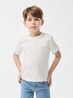 T-Shirt com botes