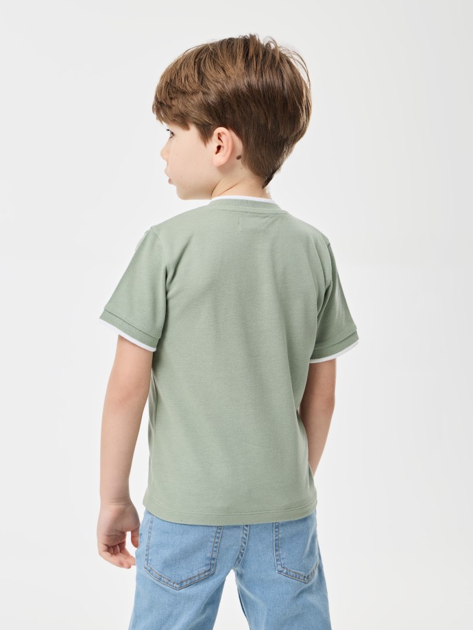 T-Shirt com botes