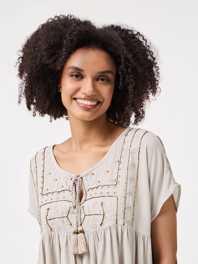 Blusa com Bordado