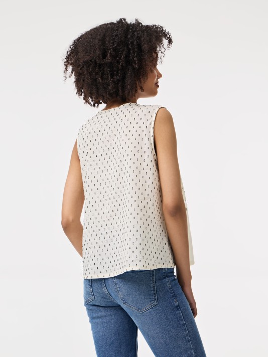 Blusa com pregas Blusa com pregas