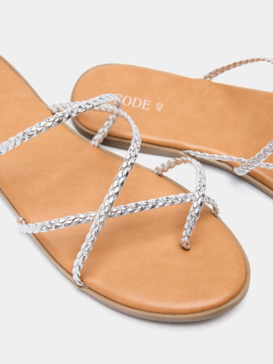 Sandálias entrançadas Sandálias entrançadas
