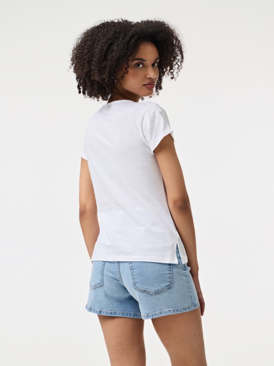 T-Shirt com botões T-Shirt com botões