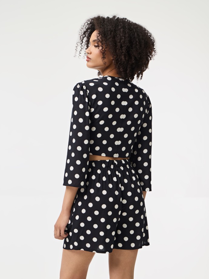 Blusa curta