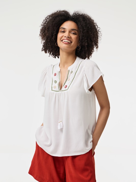 Blusa bordada