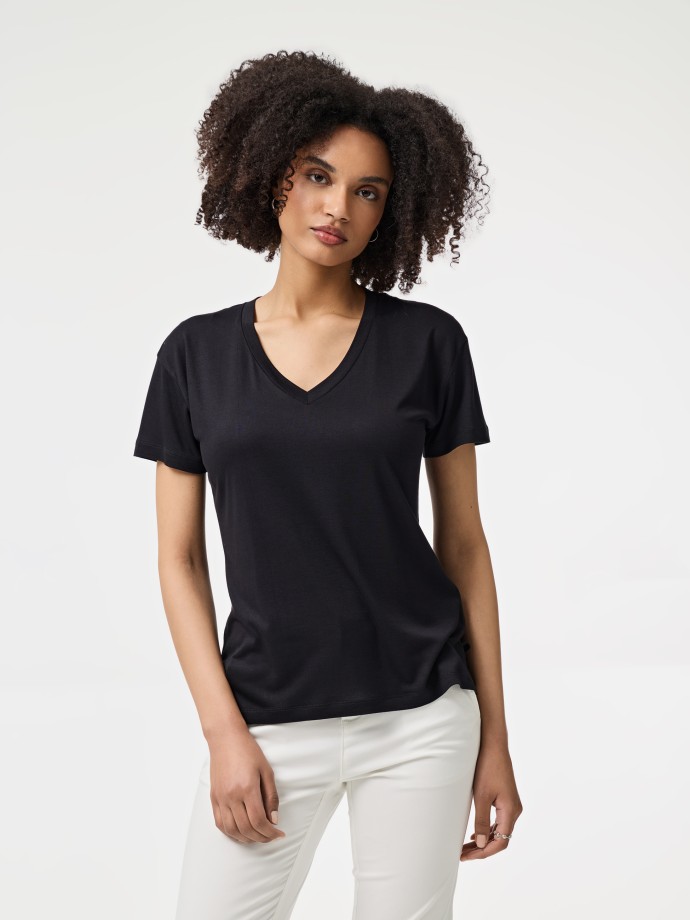 T-Shirt decote em V