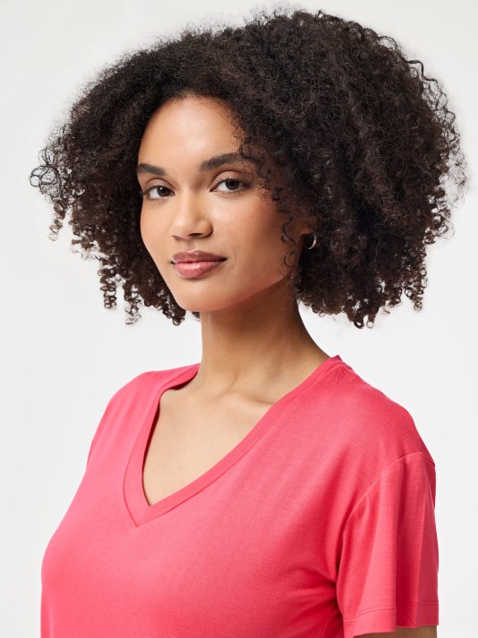 T-Shirt decote em V T-Shirt decote em V