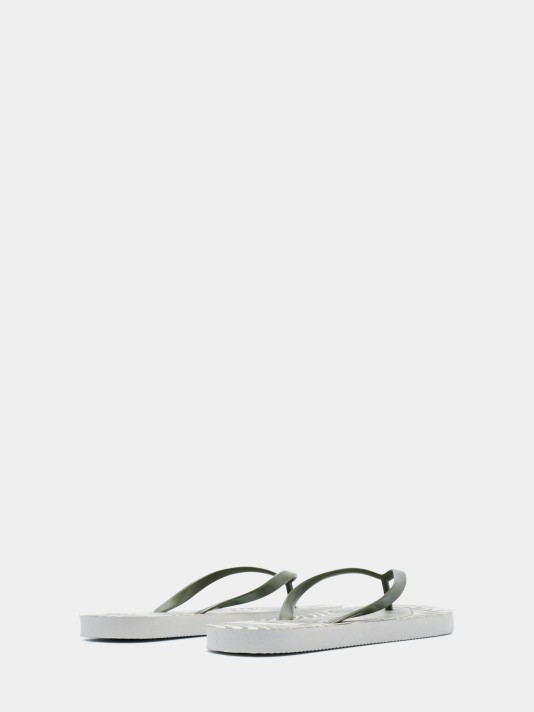 Chinelos de praia Chinelos de praia