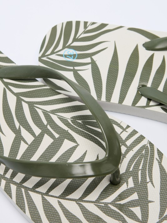 Chinelos de praia Chinelos de praia