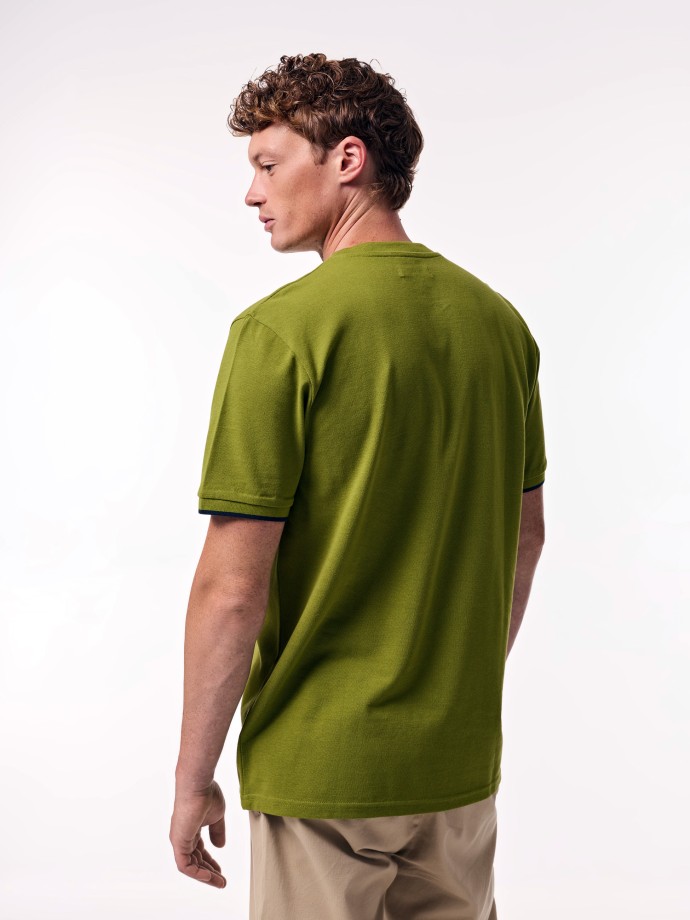 Polo com bolso