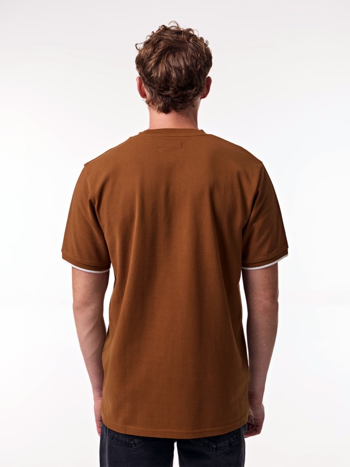 Polo com bolso