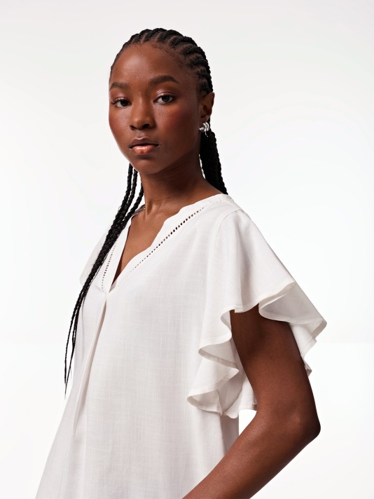 Blusa com folhos