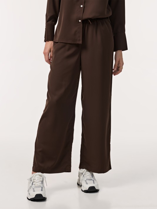 Calças fluídas Calças fluídas