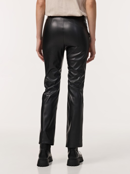 Calças em napa Calças em napa