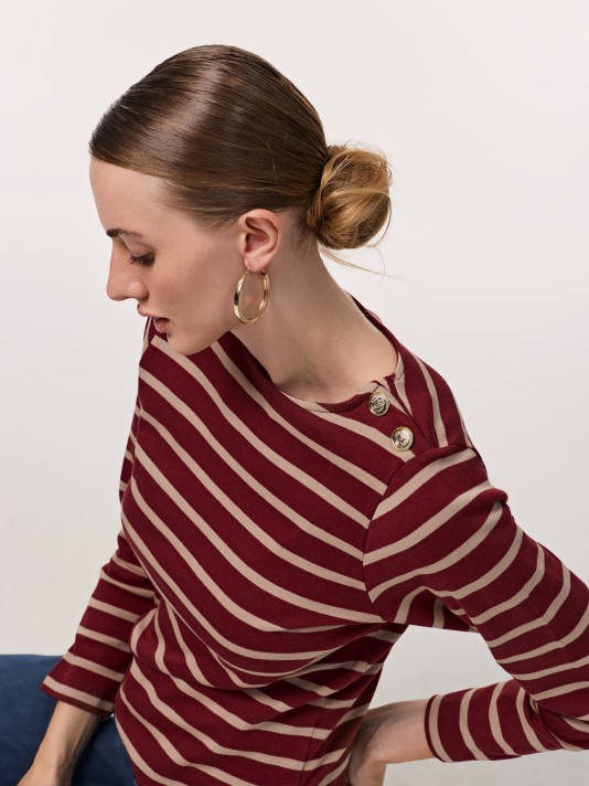 Camisola com botões Camisola com botões