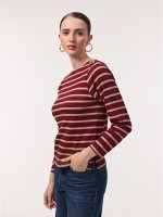 Camisola com botes