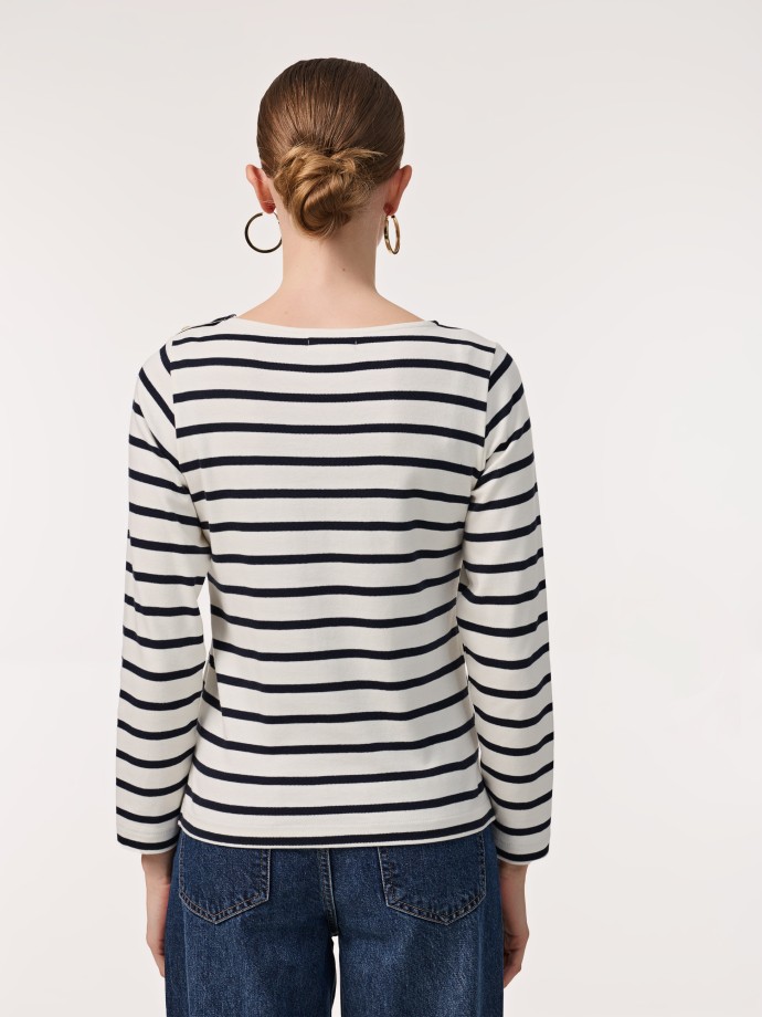 Camisola com botes