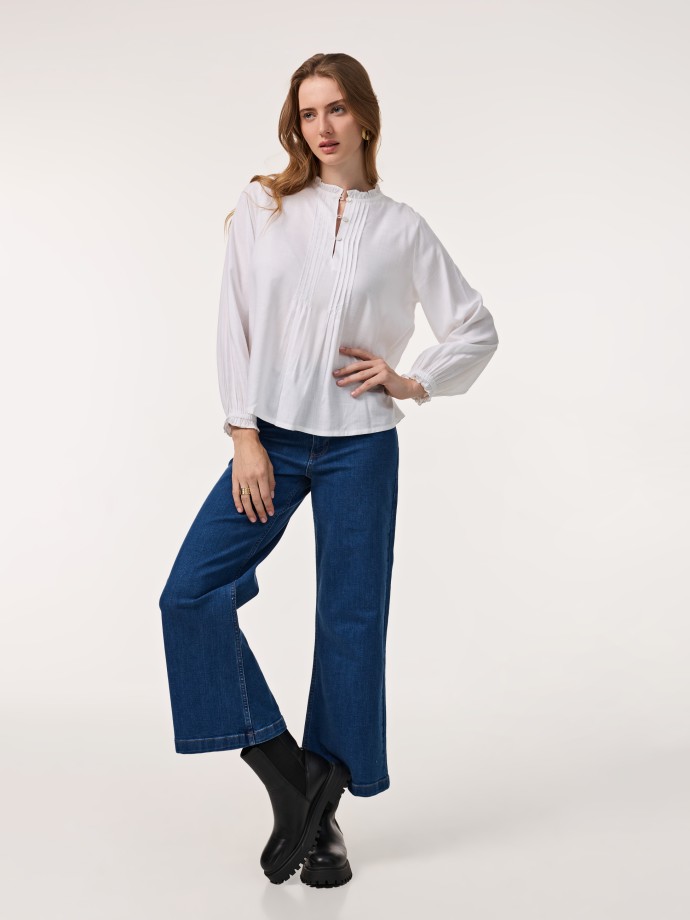 Blusa com pregas