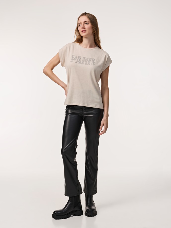 T-Shirt com brilhos