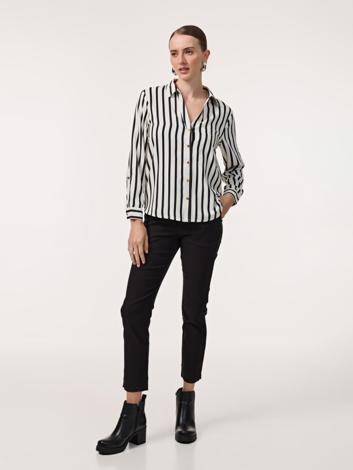 Camisa com riscas
