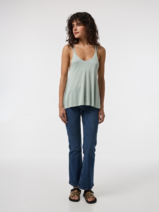 Top de alças cruzadas Top de alças cruzadas