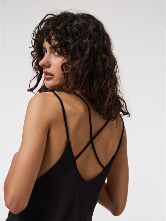 Top de alças cruzadas Top de alças cruzadas