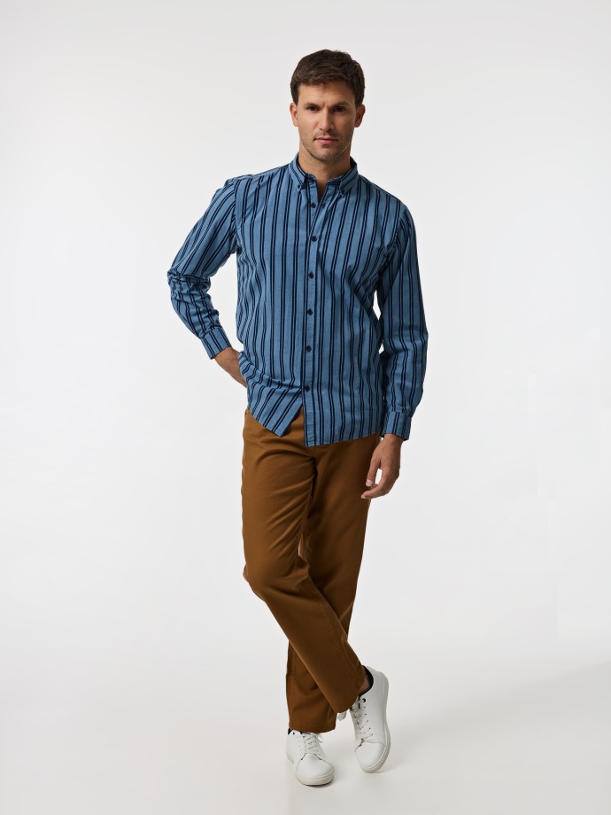 Camisa com riscas