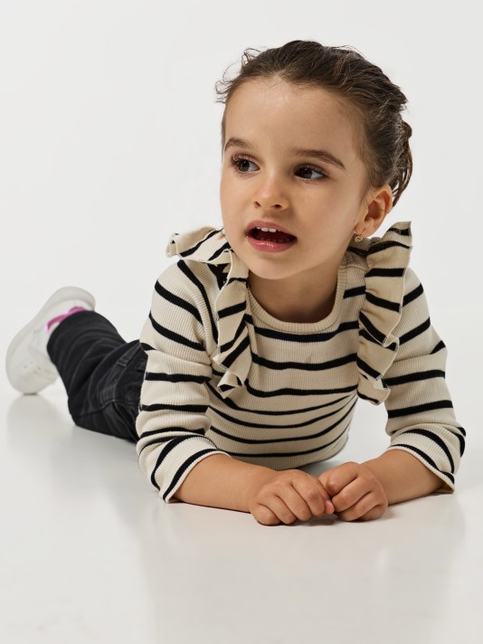 Camisola com folho Camisola com folho