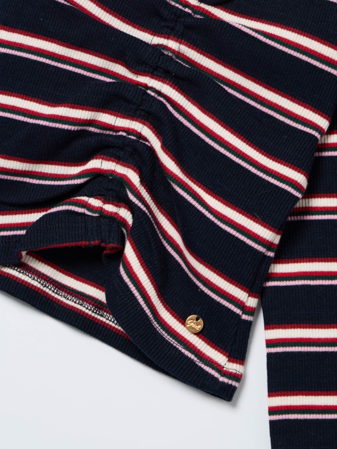Camisola com riscas