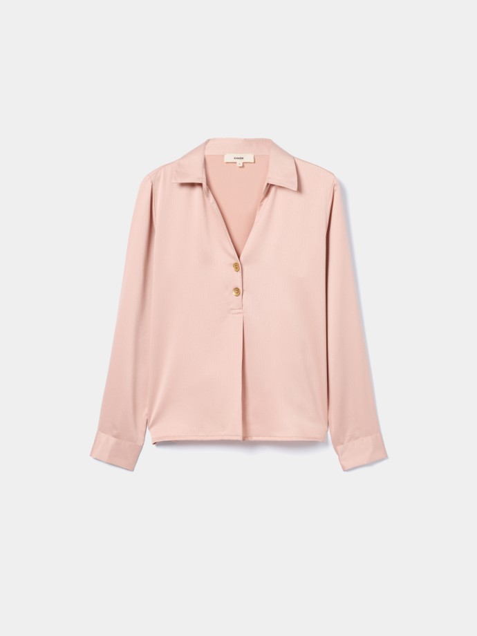 Blusa com botes