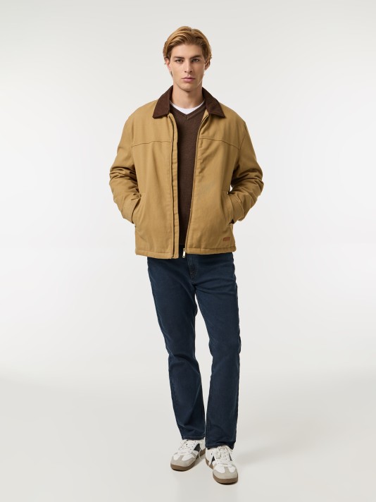 Blusão com gola Blusão com gola