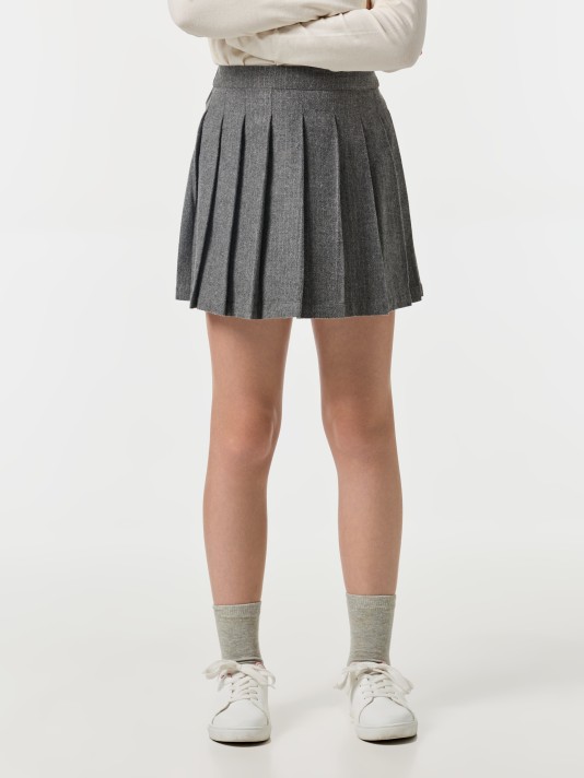 Saia com pregas Saia com pregas