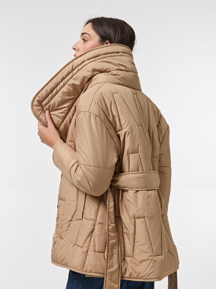 Casaco acolchoado com gola Casaco acolchoado com gola